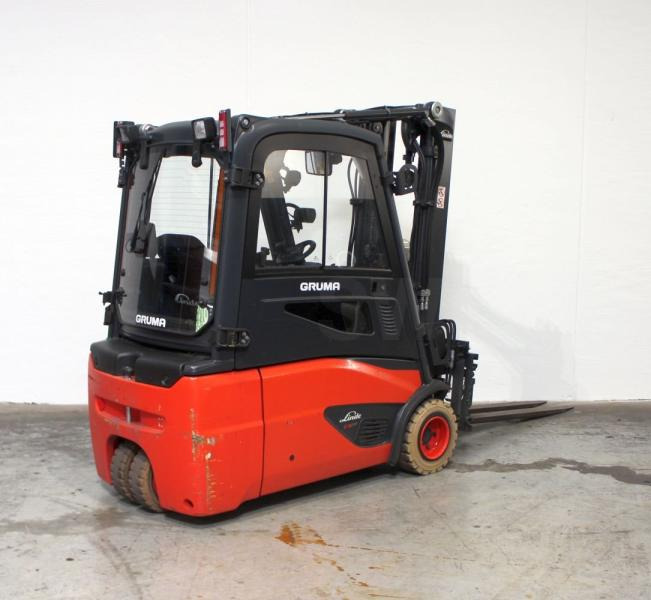 Linde E 18 L EVO 386-02 - Elektromos targonca: 3 kép. Linde E 18 L EVO 386-02 - Elektromos targonca: 3 kép.