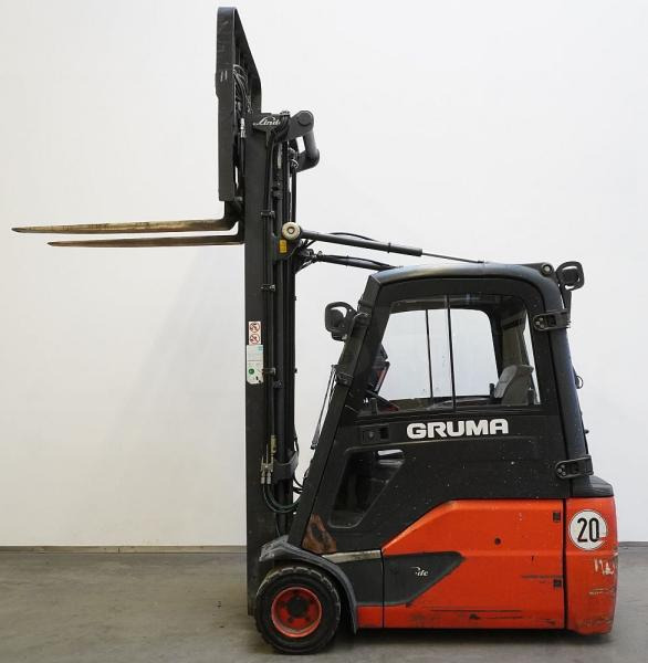 Linde E 20 L EVO 386-02 - Elektromos targonca: 4 kép. Linde E 20 L EVO 386-02 - Elektromos targonca: 4 kép.