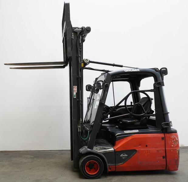 Linde E 20 L EVO 386-02 - Elektromos targonca: 4 kép. Linde E 20 L EVO 386-02 - Elektromos targonca: 4 kép.