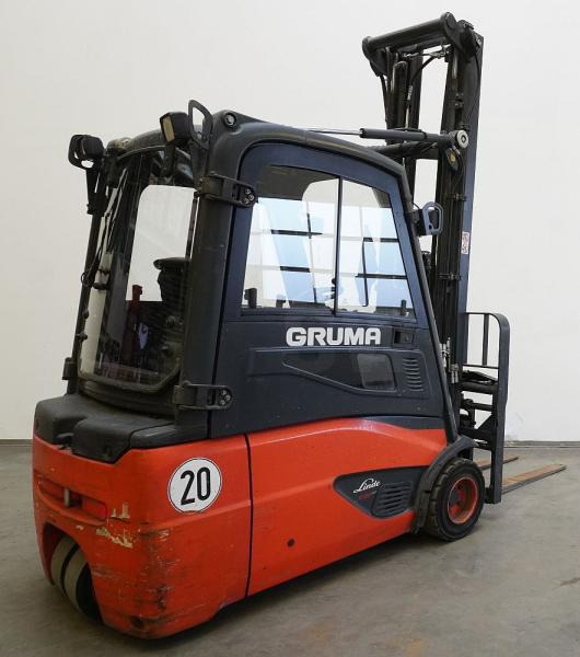 Linde E 20 L EVO 386-02 - Elektromos targonca: 2 kép. Linde E 20 L EVO 386-02 - Elektromos targonca: 2 kép.