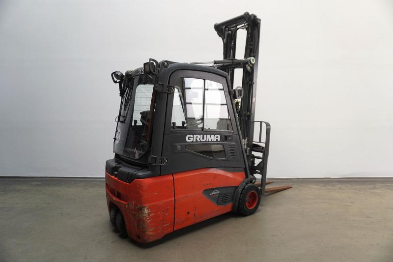 Linde E 20 L EVO 386-02 - Elektromos targonca: 2 kép. Linde E 20 L EVO 386-02 - Elektromos targonca: 2 kép.