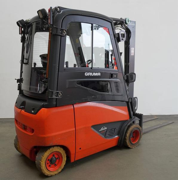 Linde E 20 PH EVO 386-02 - Elektromos targonca: 2 kép. Linde E 20 PH EVO 386-02 - Elektromos targonca: 2 kép.