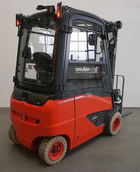 Linde E 20 PH EVO 386-02 - Elektromos targonca: 3 kép. Linde E 20 PH EVO 386-02 - Elektromos targonca: 3 kép.