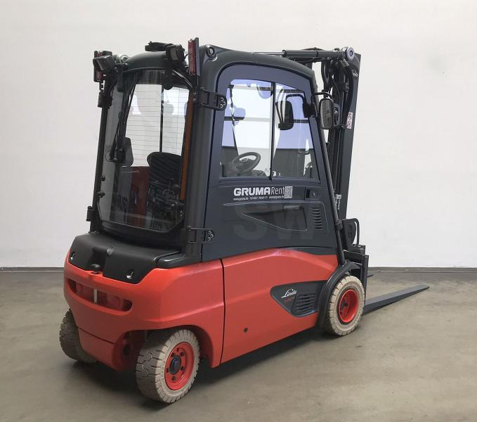 Linde E 20 PL EVO 386-02 - Elektromos targonca: 3 kép. Linde E 20 PL EVO 386-02 - Elektromos targonca: 3 kép.
