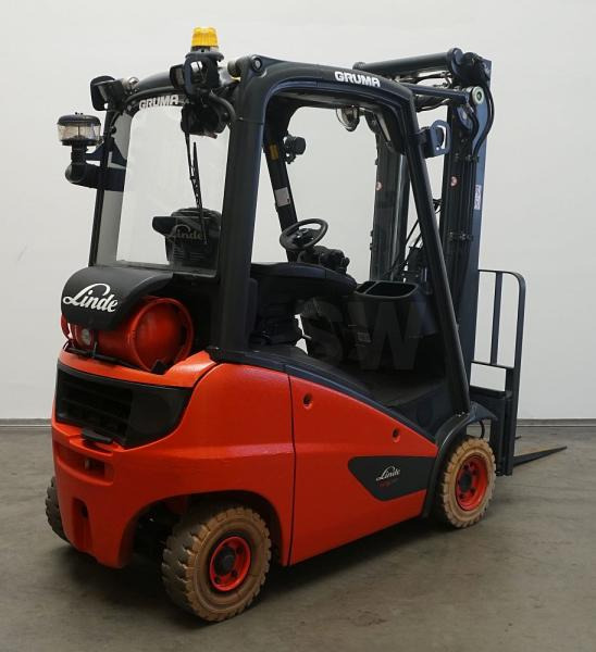 Linde H 16 T EVO 391-00 - Gázüzemű targonca: 2 kép. Linde H 16 T EVO 391-00 - Gázüzemű targonca: 2 kép.
