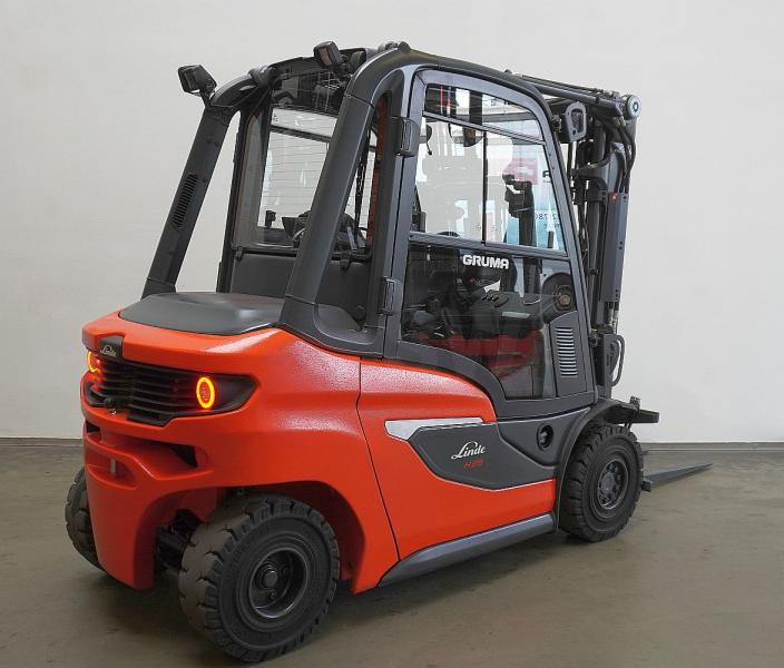 Linde H 25 D 1202 - Dízel targonca: 2 kép. Linde H 25 D 1202 - Dízel targonca: 2 kép.