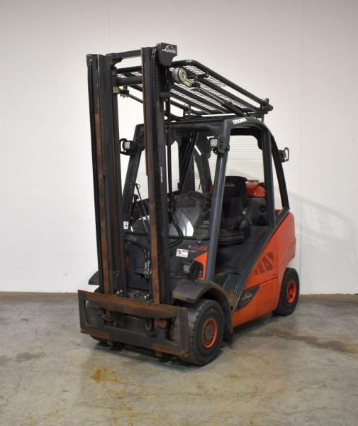 Linde H 25 T EVO 392-02 - Gázüzemű targonca: 1 kép. Linde H 25 T EVO 392-02 - Gázüzemű targonca: 1 kép.