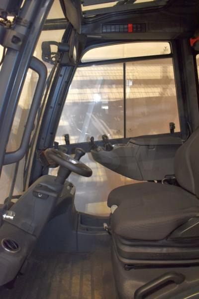 Linde H 30 D 1202 - Dízel targonca: 3 kép. Linde H 30 D 1202 - Dízel targonca: 3 kép.