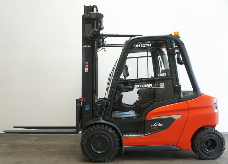 Linde H 35 D 1202 - Dízel targonca: 3 kép. Linde H 35 D 1202 - Dízel targonca: 3 kép.