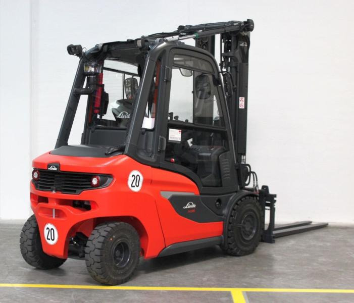 Linde H 35 D 1202 - Dízel targonca: 2 kép. Linde H 35 D 1202 - Dízel targonca: 2 kép.