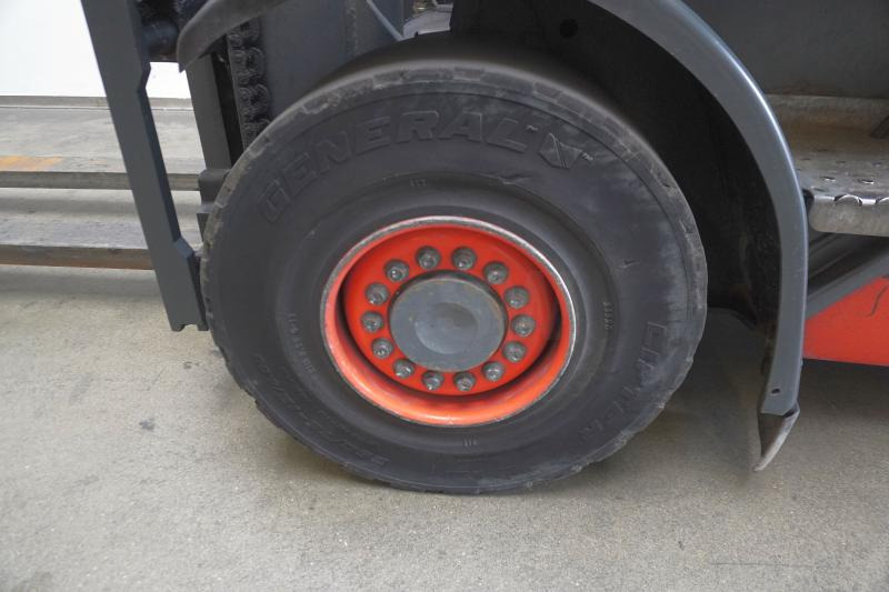 Linde H 35 T EVO 393-02 - Gázüzemű targonca: 5 kép. Linde H 35 T EVO 393-02 - Gázüzemű targonca: 5 kép.