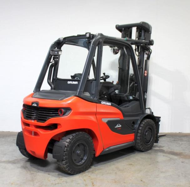 Linde H 40 D/600 1204-01 - Dízel targonca: 3 kép. Linde H 40 D/600 1204-01 - Dízel targonca: 3 kép.
