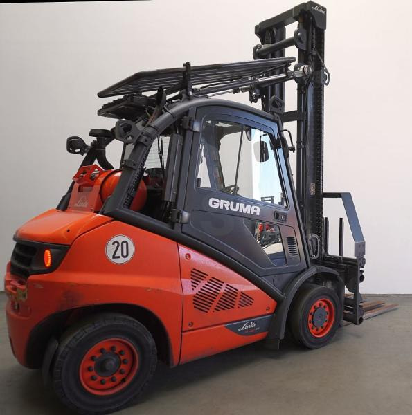 Linde H 40 T EVO 394-02 - Gázüzemű targonca: 2 kép. Linde H 40 T EVO 394-02 - Gázüzemű targonca: 2 kép.