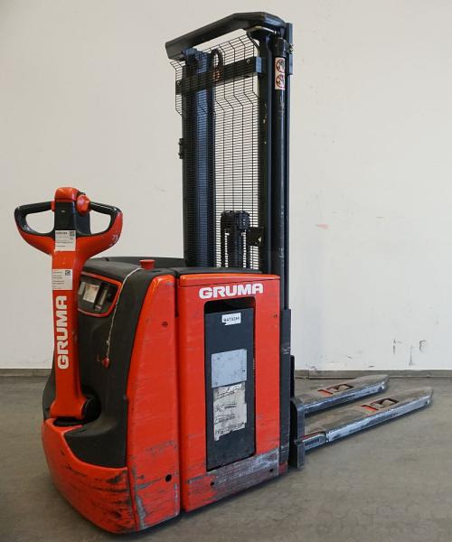 Linde L 14 1173 - Emelőtargoncá: 1 kép. Linde L 14 1173 - Emelőtargoncá: 1 kép.