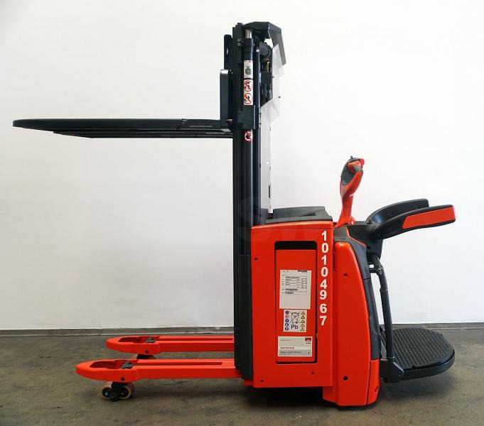 Linde L 16 AP i 1173-01 - Emelőtargoncá: 3 kép. Linde L 16 AP i 1173-01 - Emelőtargoncá: 3 kép.
