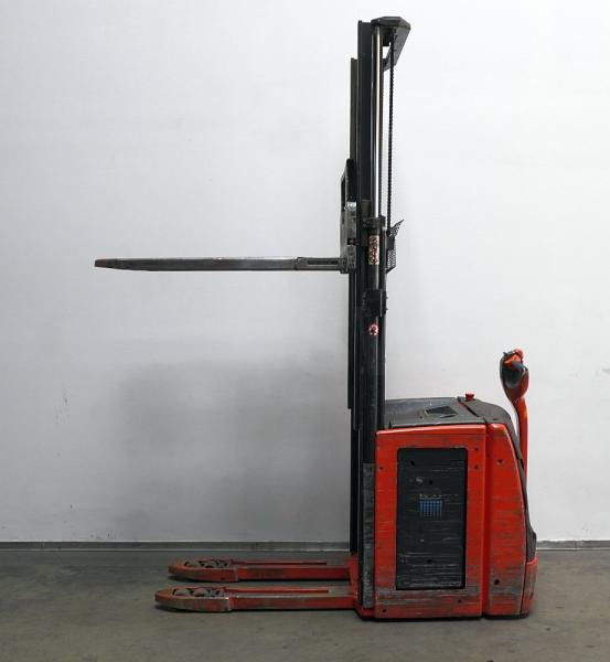Linde L 16 i ION 1173 - Emelőtargoncá: 3 kép. Linde L 16 i ION 1173 - Emelőtargoncá: 3 kép.