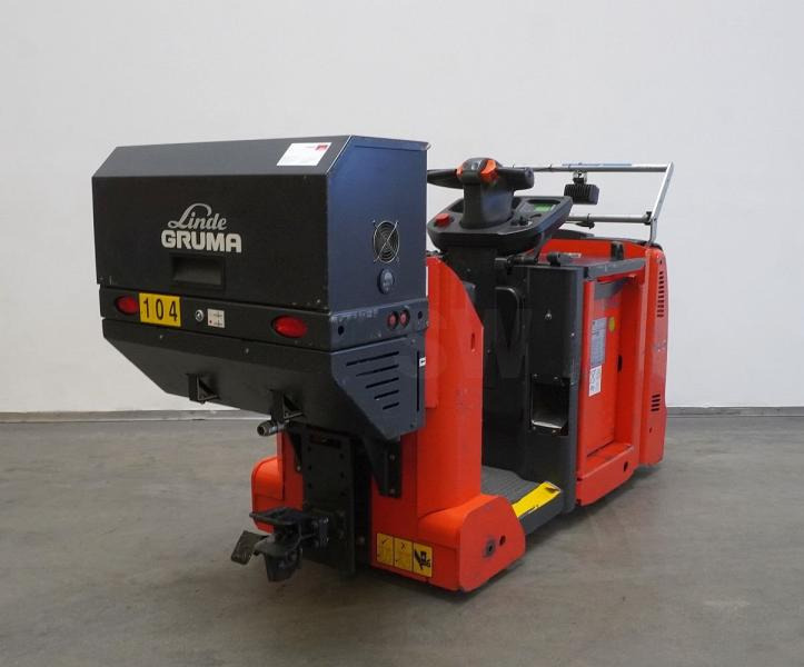 Linde P 50 C 1190 - Elektromos vontató: 2 kép. Linde P 50 C 1190 - Elektromos vontató: 2 kép.