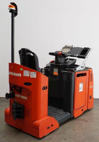 Linde P 50 C 1190 - Elektromos vontató: 2 kép. Linde P 50 C 1190 - Elektromos vontató: 2 kép.
