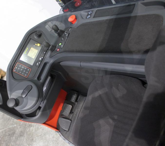 Linde R 20 1120-00 - Tolóoszlopos targoncá: 3 kép. Linde R 20 1120-00 - Tolóoszlopos targoncá: 3 kép.