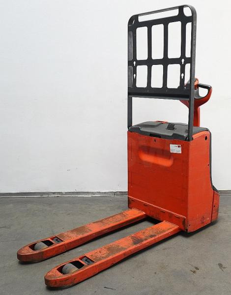 Linde T 16 1152 - Kézi raklapemelő: 2 kép. Linde T 16 1152 - Kézi raklapemelő: 2 kép.