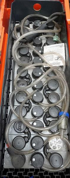 Linde T 16 L 1152 - Kézi raklapemelő: 1 kép. Linde T 16 L 1152 - Kézi raklapemelő: 1 kép.