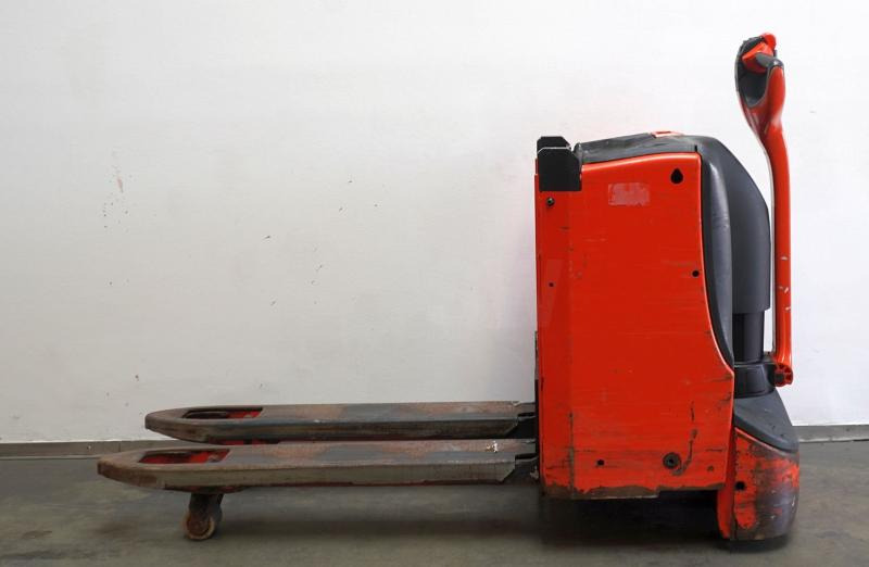 Linde T 16 L 1152 - Kézi raklapemelő: 4 kép. Linde T 16 L 1152 - Kézi raklapemelő: 4 kép.