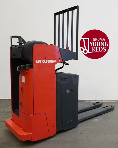 Linde T 20 S 1154 - Kézi raklapemelő: 1 kép. Linde T 20 S 1154 - Kézi raklapemelő: 1 kép.