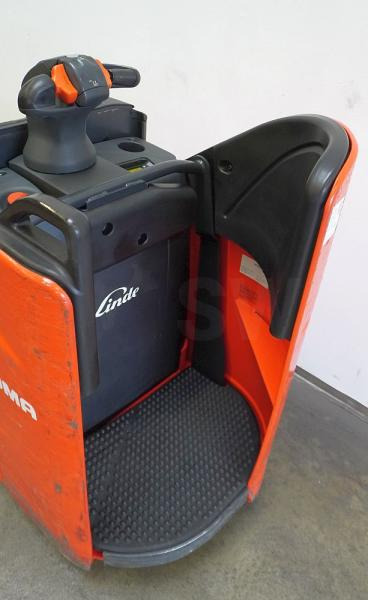 Linde T 20 SP 131-02 - Kézi raklapemelő: 3 kép. Linde T 20 SP 131-02 - Kézi raklapemelő: 3 kép.