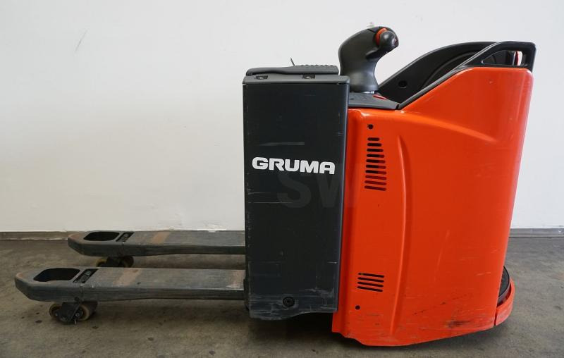 Linde T 20 SP 131-08 - Kézi raklapemelő: 5 kép. Linde T 20 SP 131-08 - Kézi raklapemelő: 5 kép.