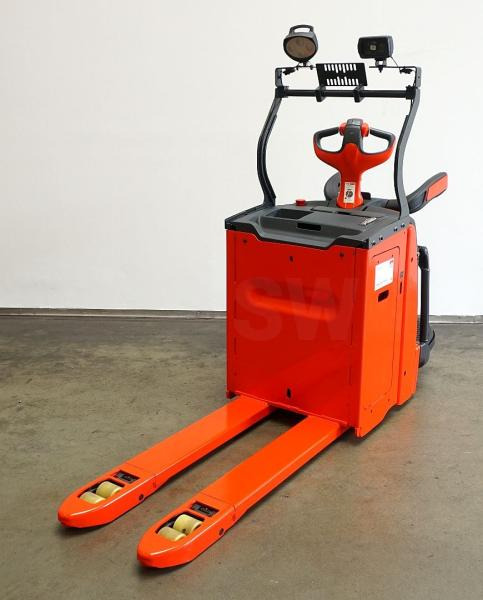 Linde T 25 AP 1153-02 - Kézi raklapemelő: 2 kép. Linde T 25 AP 1153-02 - Kézi raklapemelő: 2 kép.