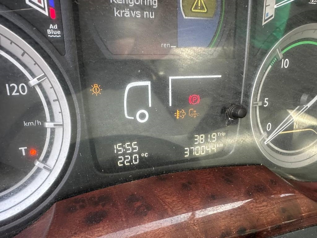 DAF FAN CF510Z serie 7368 - Cserefelépítményes teherautó: 5 kép. DAF FAN CF510Z serie 7368 - Cserefelépítményes teherautó: 5 kép.