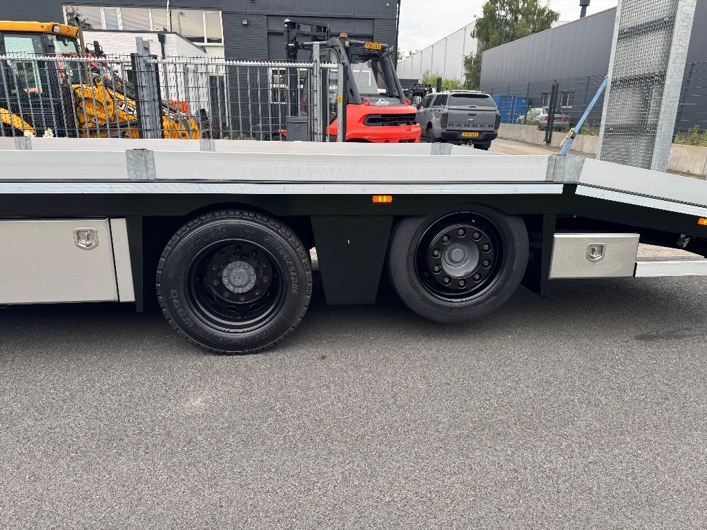 DAF CF 330 - Szemetesautó: 3 kép. DAF CF 330 - Szemetesautó: 3 kép.