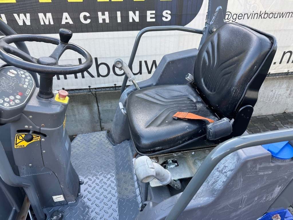 Hamm HD 12 VV - Úthenger: 4 kép. Hamm HD 12 VV - Úthenger: 4 kép.