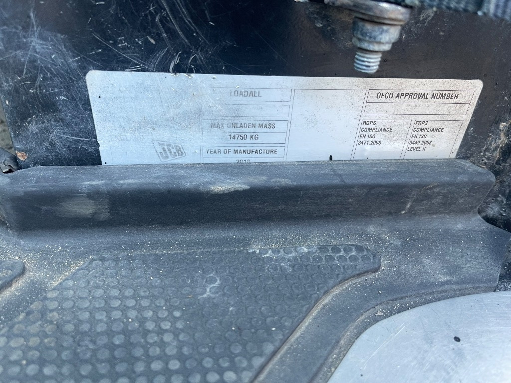 Teleszkópos rakodó JCB 533-105: 12 kép.