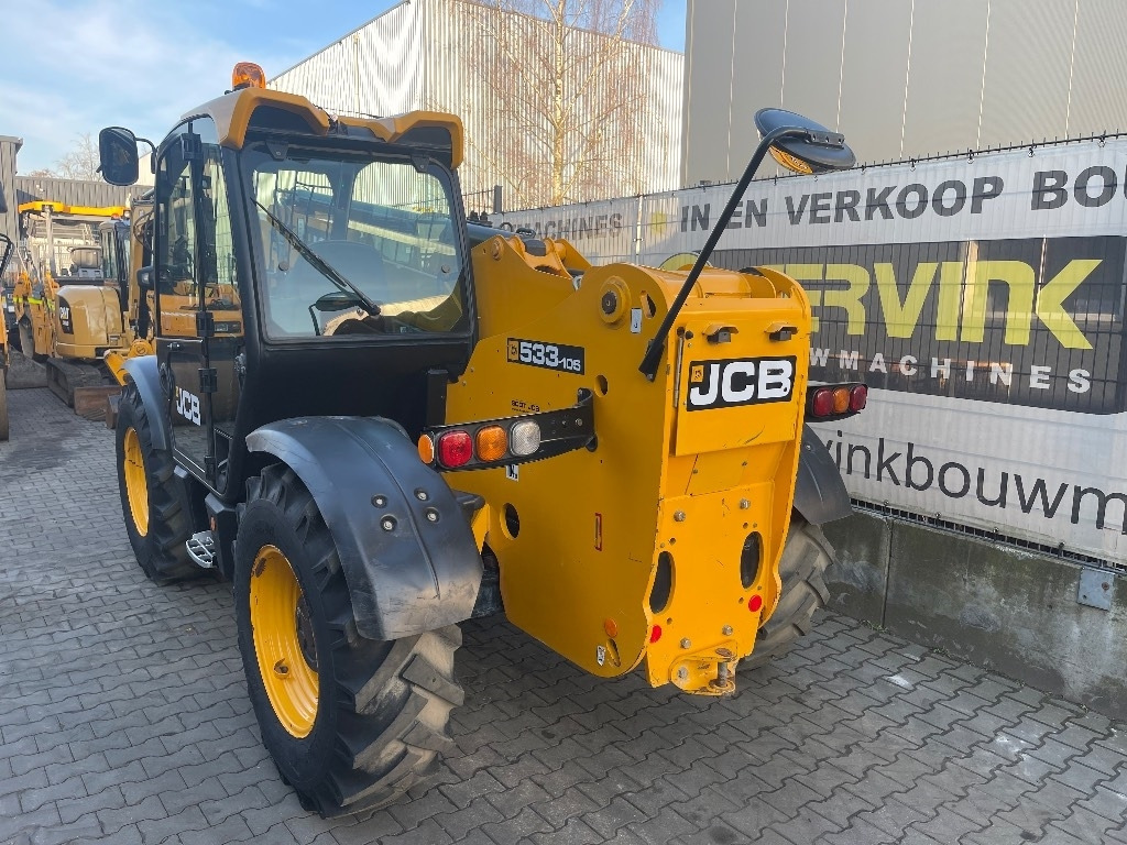 Teleszkópos rakodó JCB 533-105: 16 kép.