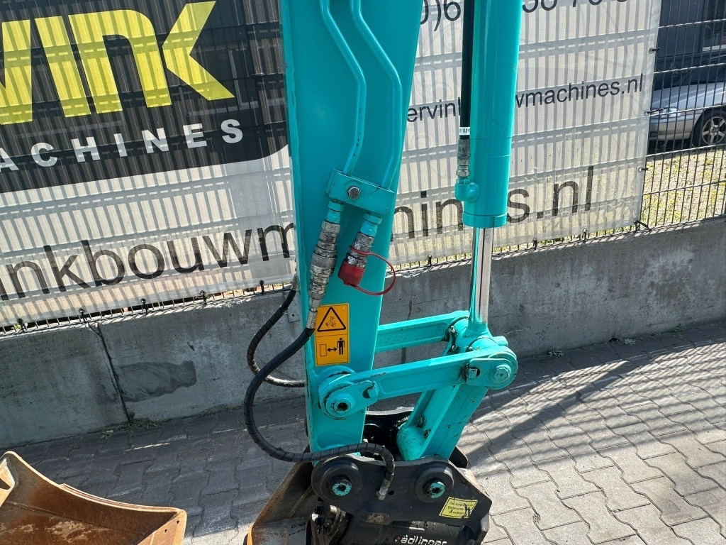 Kobelco SK 35 SR - Minikotró: 5 kép. Kobelco SK 35 SR - Minikotró: 5 kép.