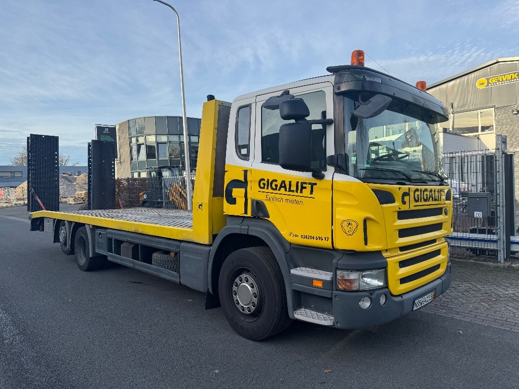 Scania P 340 - Dobozos felépítményű teherautó: 1 kép. Scania P 340 - Dobozos felépítményű teherautó: 1 kép.