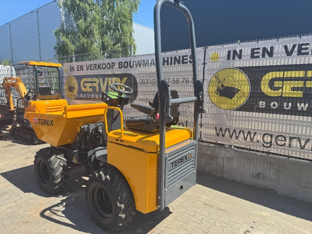 Terex Benford HD 1000 - Minidömper: 3 kép. Terex Benford HD 1000 - Minidömper: 3 kép.