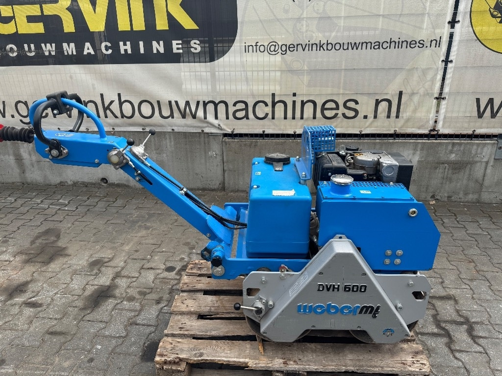 Weber SHV 600 - Talajtömörítő: 1 kép. Weber SHV 600 - Talajtömörítő: 1 kép.