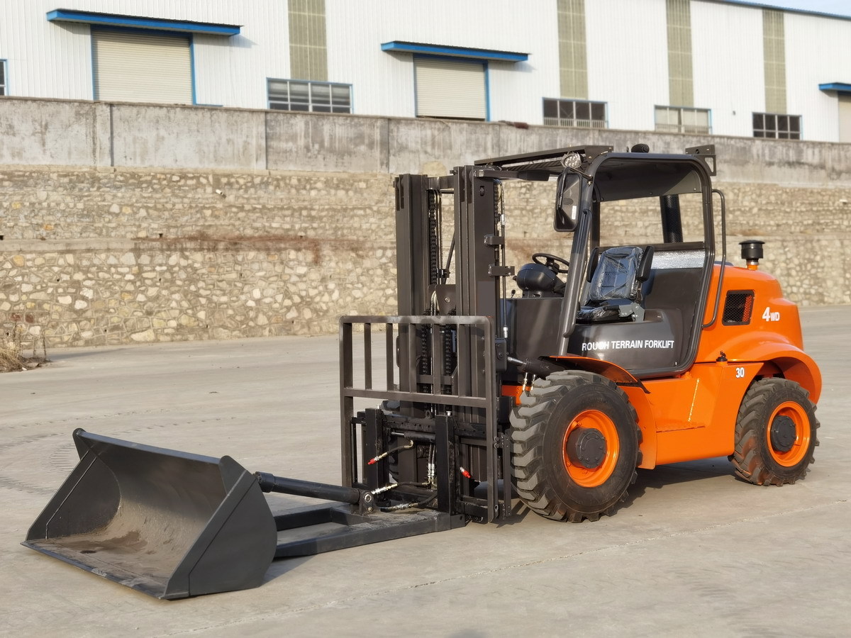 Új Terepjáró képességű targoncá QINGDAO PROMISING 3T 4WD Rough Terrain Forklift CPCD30: 7 kép.
