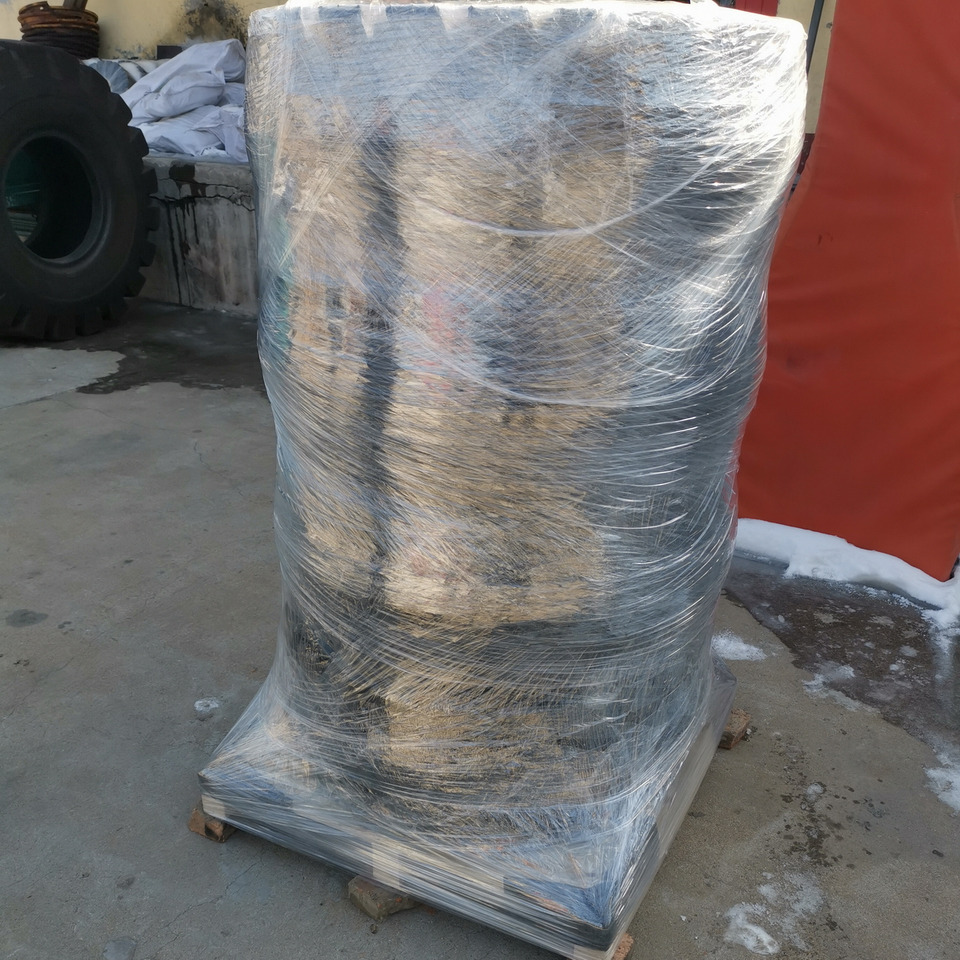 Qingdao Promising 20.5/70-16 Pneumatic Tyre Assembly for China Loader - Gumiabroncs - Gumikerekes homlokrakodó: 5 kép. Qingdao Promising 20.5/70-16 Pneumatic Tyre Assembly for China Loader - Gumiabroncs - Gumikerekes homlokrakodó: 5 kép.