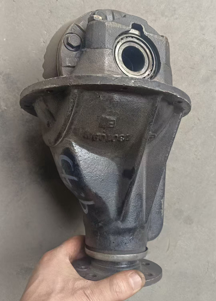 Qingdao Promising Differential Assembly for TRANER TR45 Manual Wheel Loader Spare Parts - Erőátvitel - Gumikerekes homlokrakodó: 1 kép. Qingdao Promising Differential Assembly for TRANER TR45 Manual Wheel Loader Spare Parts - Erőátvitel - Gumikerekes homlokrakodó: 1 kép.