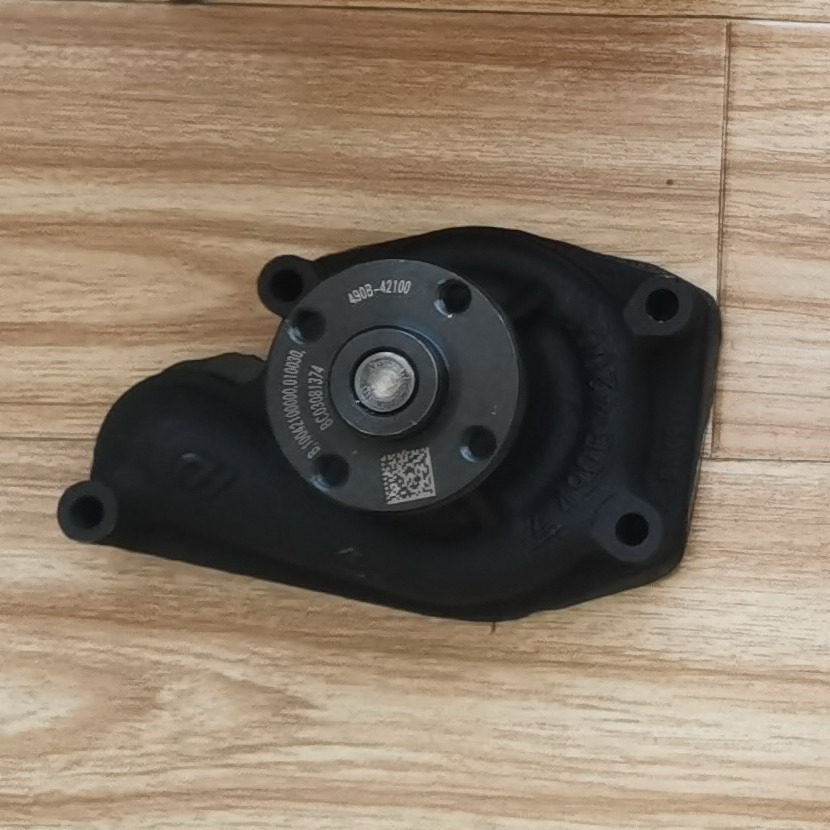 Qingdao Promising Genuine XINCHAI Engine Water Pump - Hűtőfolyadék szivattyú - Gumikerekes homlokrakodó: 1 kép. Qingdao Promising Genuine XINCHAI Engine Water Pump - Hűtőfolyadék szivattyú - Gumikerekes homlokrakodó: 1 kép.
