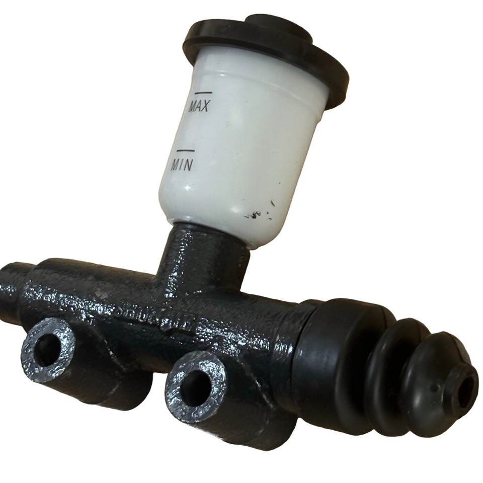 Qingdao Promising Hytec Wheel Loader Brake Master Cylinder Replacement - Fékhenger - Gumikerekes homlokrakodó: 3 kép. Qingdao Promising Hytec Wheel Loader Brake Master Cylinder Replacement - Fékhenger - Gumikerekes homlokrakodó: 3 kép.