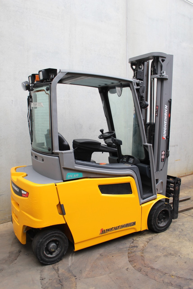 Jungheinrich EFG 320 545 DZ - Elektromos targonca: 2 kép. Jungheinrich EFG 320 545 DZ - Elektromos targonca: 2 kép.