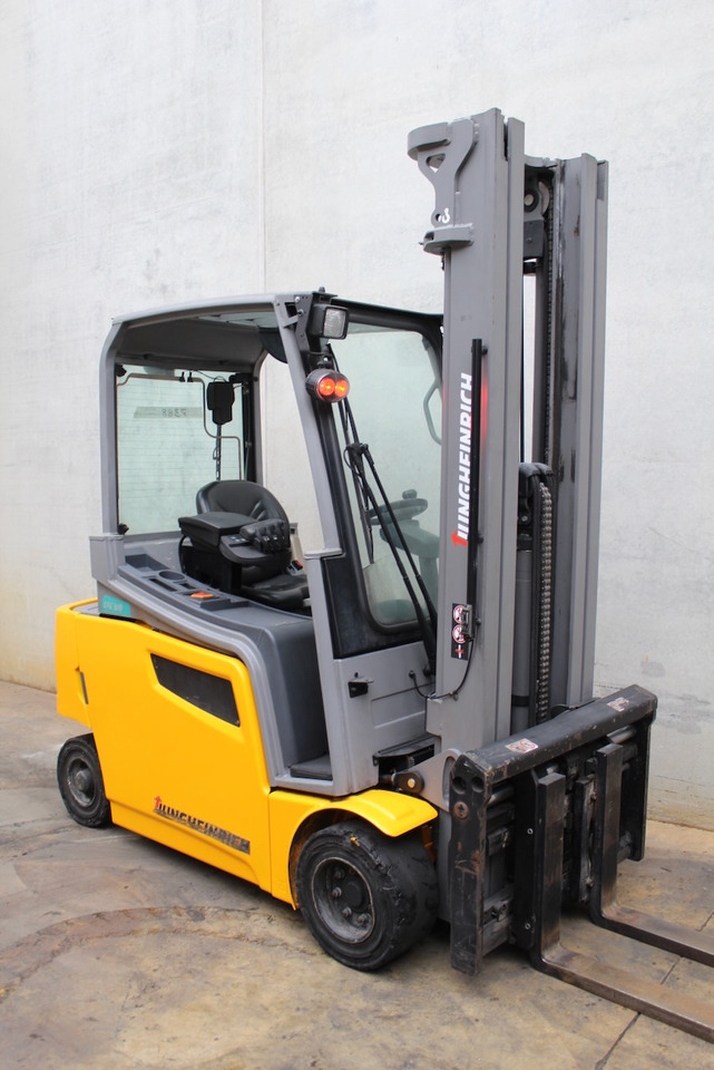 Jungheinrich EFG 320 545 DZ - Elektromos targonca: 1 kép. Jungheinrich EFG 320 545 DZ - Elektromos targonca: 1 kép.