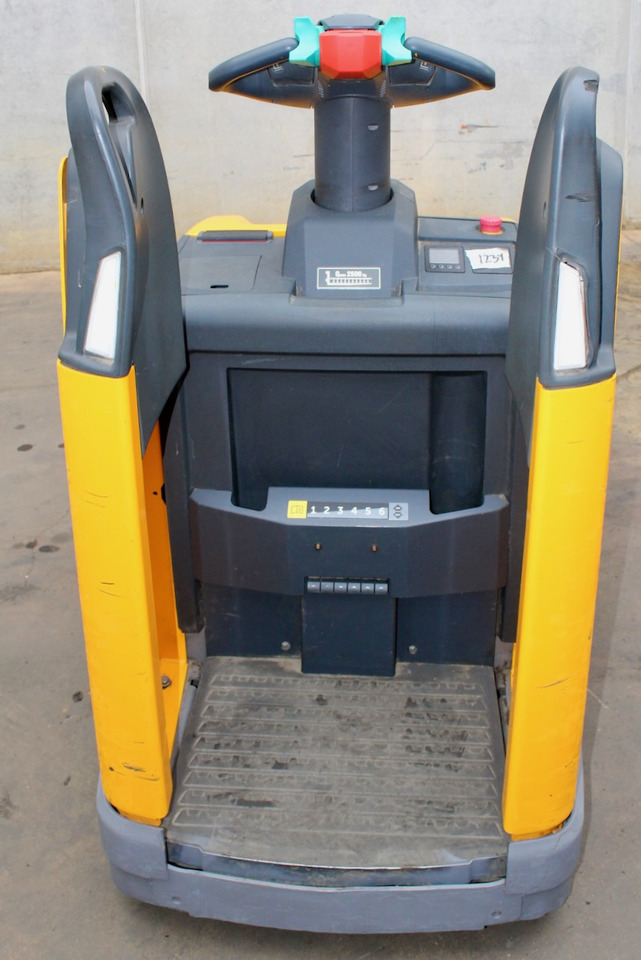 Jungheinrich ERE 125 LI-ION - Kézi raklapemelő: 5 kép. Jungheinrich ERE 125 LI-ION - Kézi raklapemelő: 5 kép.