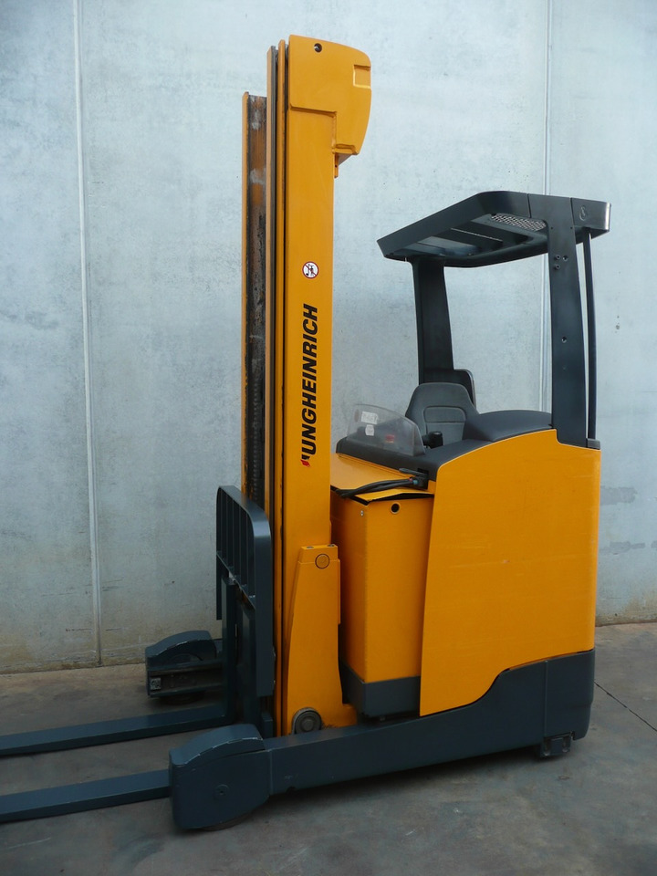 Jungheinrich ETM 214 650 DZ - Tolóoszlopos targoncá: 3 kép. Jungheinrich ETM 214 650 DZ - Tolóoszlopos targoncá: 3 kép.