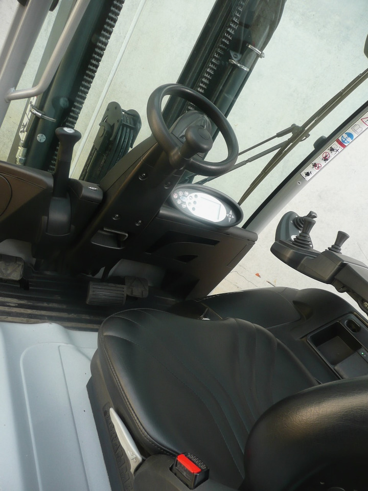 Elektromos targonca Still RX60-25: 7 kép.