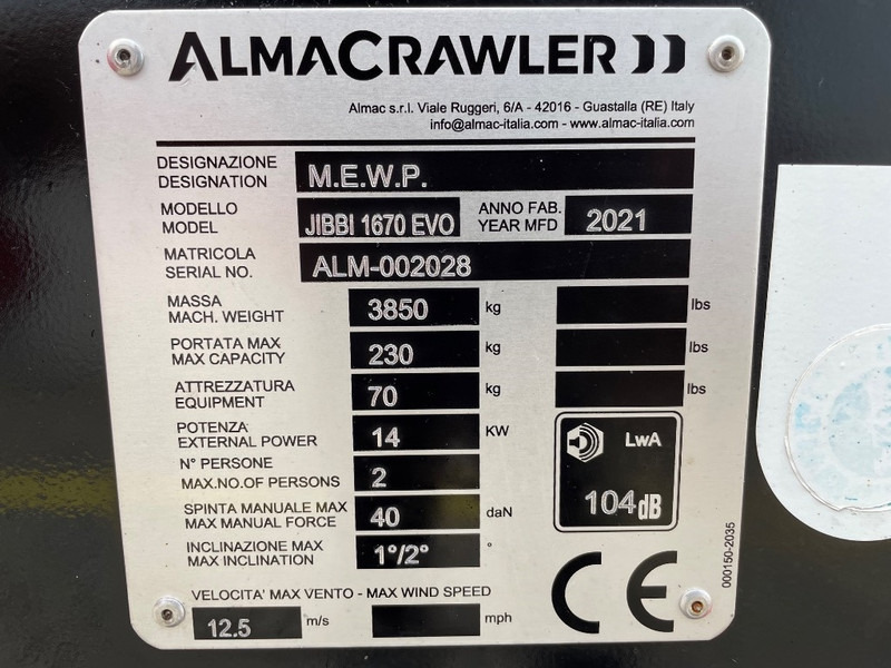 Almacrawler JIBBI 1670 EVO - Teleszkópos emelő: 3 kép. Almacrawler JIBBI 1670 EVO - Teleszkópos emelő: 3 kép.